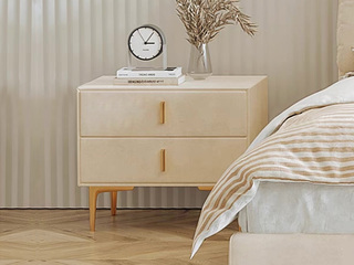  轻奢风格 全实木内架 优质扪皮 米白色 床头柜