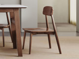 布木恋语 北欧风格 进口黑胡桃木 月牙弧形靠背 实木餐椅（天然实木家具、纹理自然随机）（单把价格 需双数购买 单数不发货）