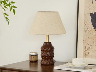 【包邮】 宋式美学风格 橡胶木（实木）+浮雕工艺+铁艺电镀+麻艺布罩 客厅卧室中古系列 实木L2505-米黄-三色 胡桃木色+深咖色灯罩 台灯(含光源 E27)（内蒙古，新疆，西藏，青海，甘肃、宁夏等地区不包邮 运费请咨询客服)