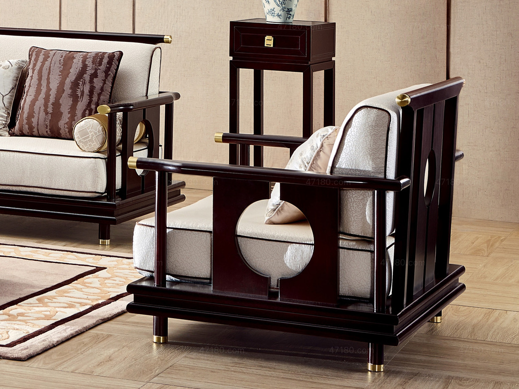 东南亚红檀木(主框架) 实木多层板(辅料) 高精密提花(面料) 高密度