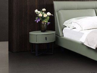  潮品系列 轻奢风格 C-25 床头柜 扪皮床头柜